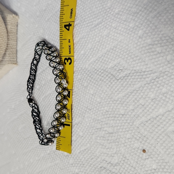 🕸Lot of 9 Vintage & Reincarnated  Jewelry - Picture 5 of 7